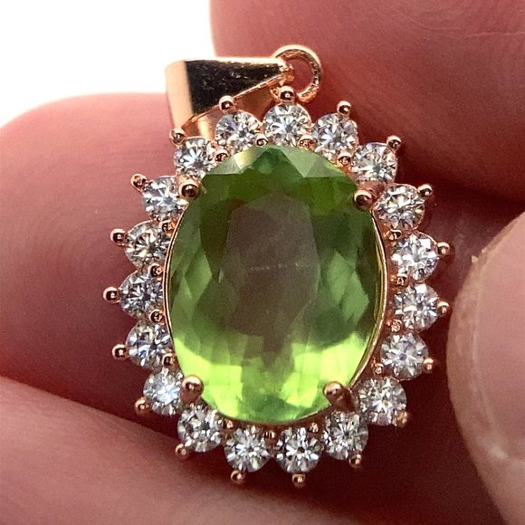 Peridot 3.50ct Rose Gold Finish Solid 925 Sterling Silver Pendant